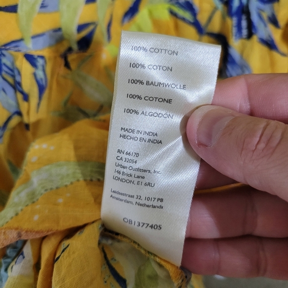 Anthropologie Maeve Puff-Sleeved Floral Butterfly Parrot Buttondown Shirt XS - Picture 5 of 11